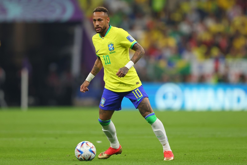 Neymar không thể thi đấu cho ĐT Brazil trong tháng 3