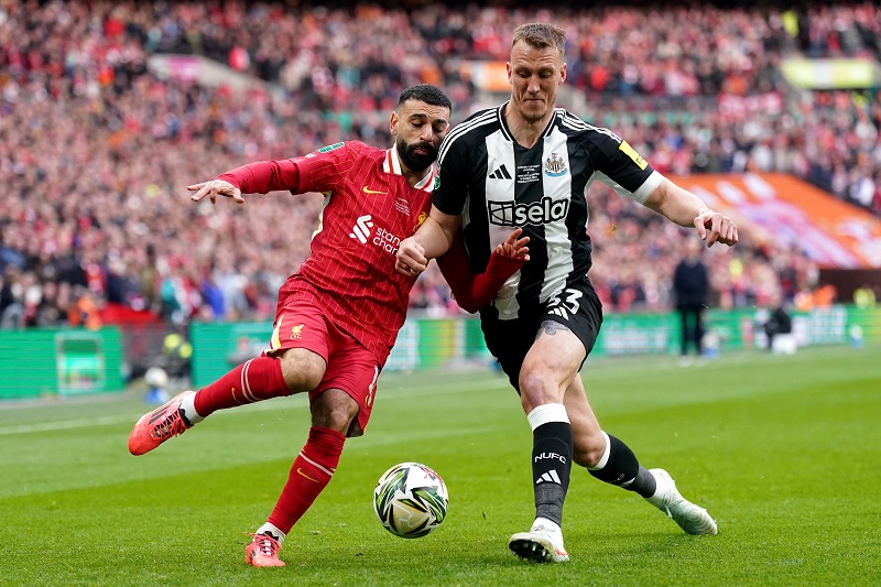 Salah bị phong tỏa hoàn toàn trước Newcastle