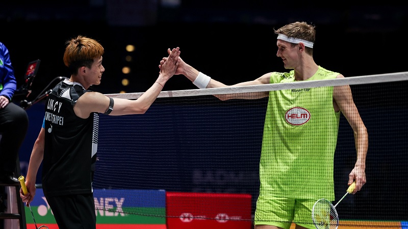 Axelsen để thua đầy bất ngờ