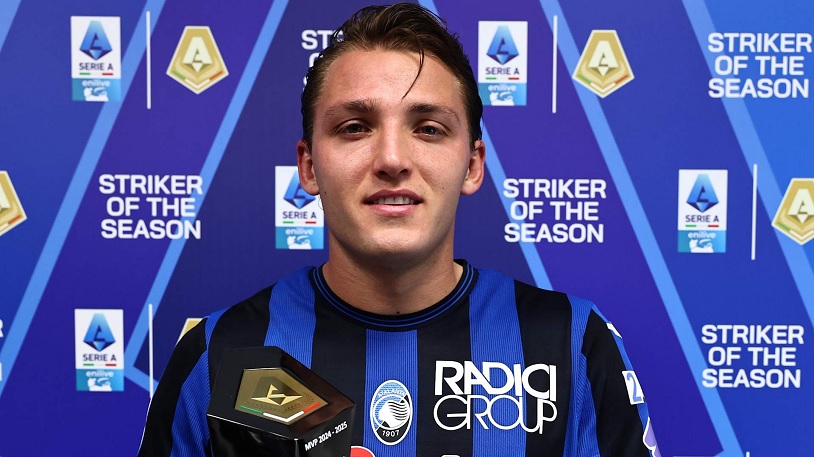 Retegui được vinh danh là Tiền đạo xuất sắc nhất Serie A 2024/25