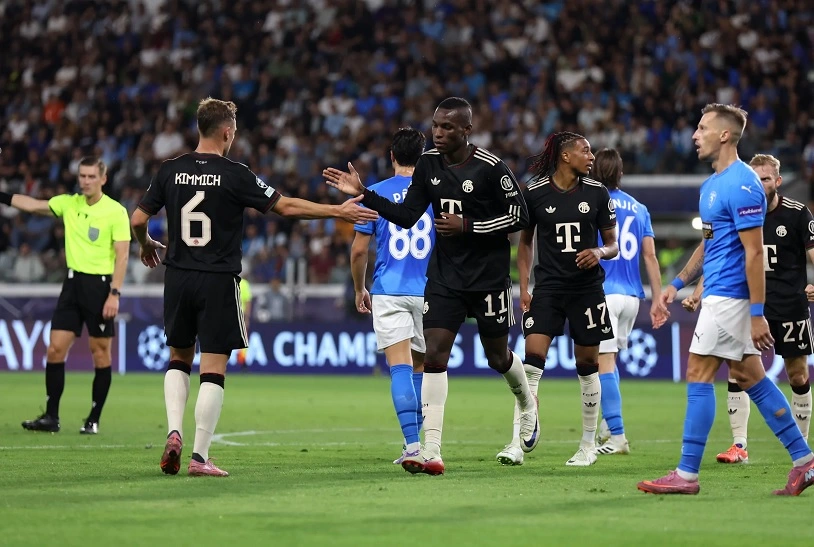 Bayern nhanh chóng ấn định 3 điểm trong hiệp một