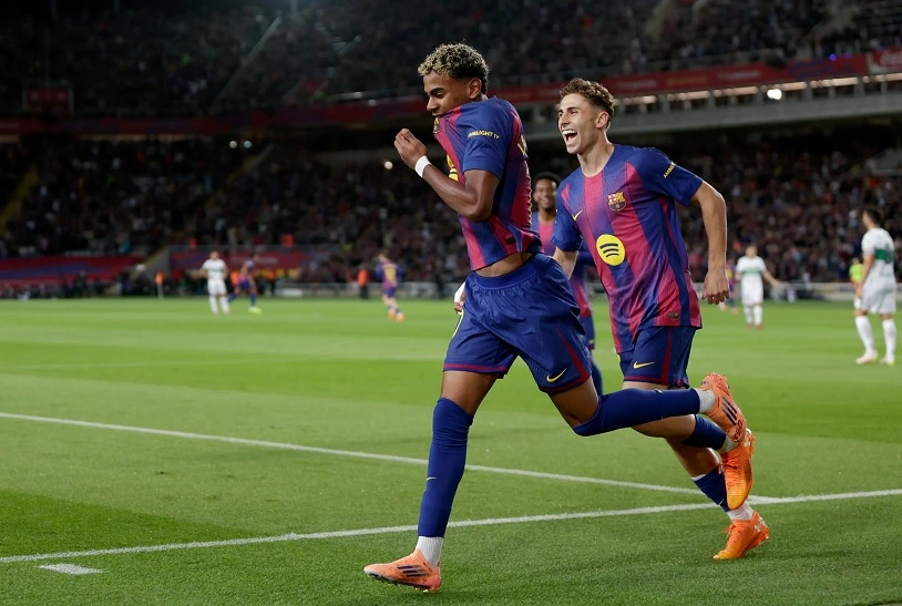 Yamal giúp Barcelona mở tỷ số